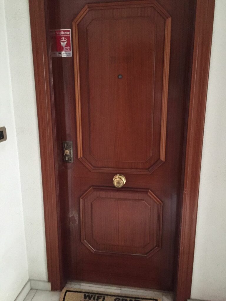Apertura de puertas Valbuena de Duero