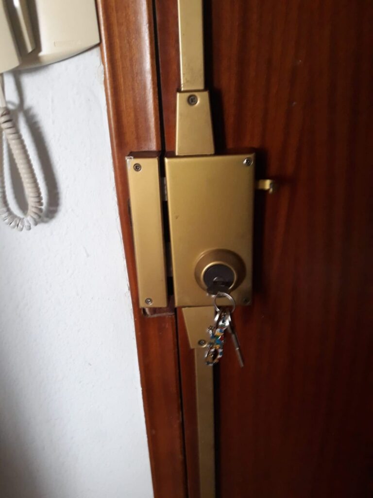 Cambio de cerraduras Iscar